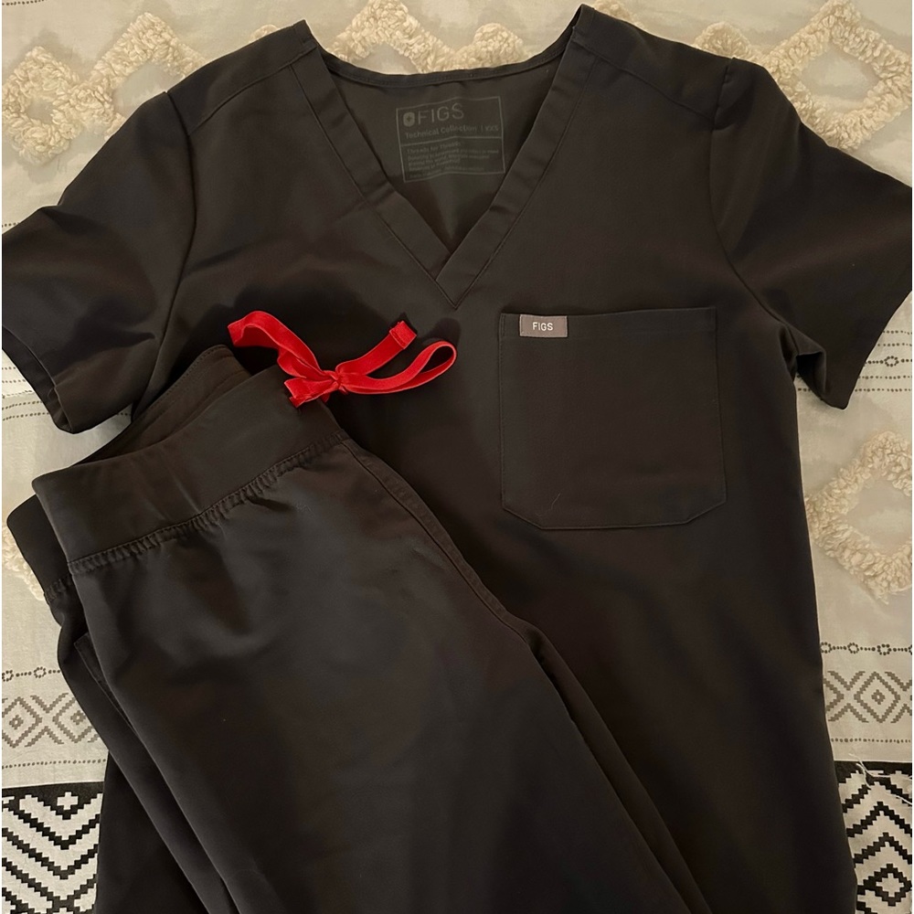 FIGS CHARCOAL GREY LIMTED EDITION COLOR